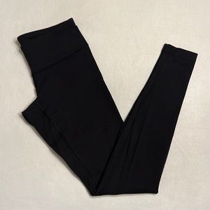 41. Lululemon Wunder Under Mid Rise Legging Black